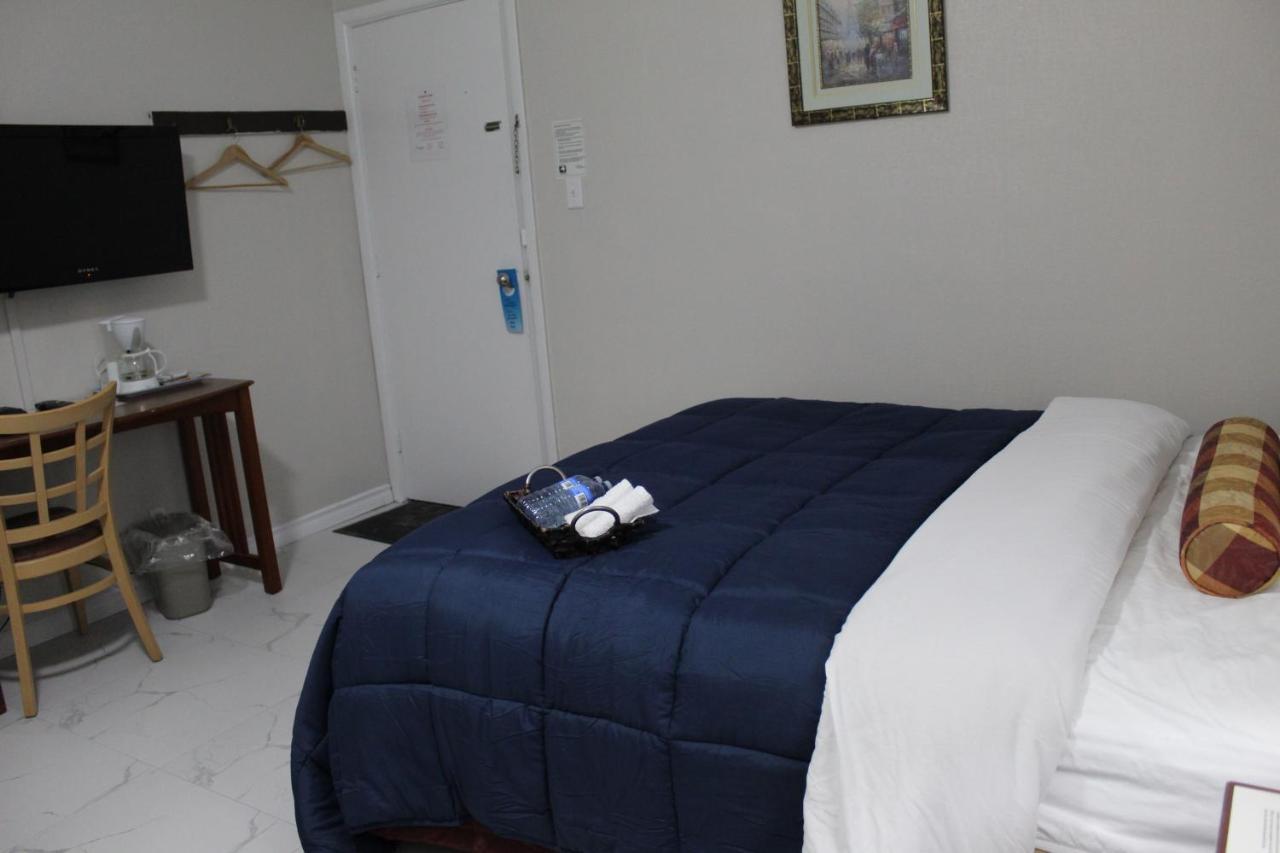 פארי סאונד Sunrise Inn מראה חיצוני תמונה